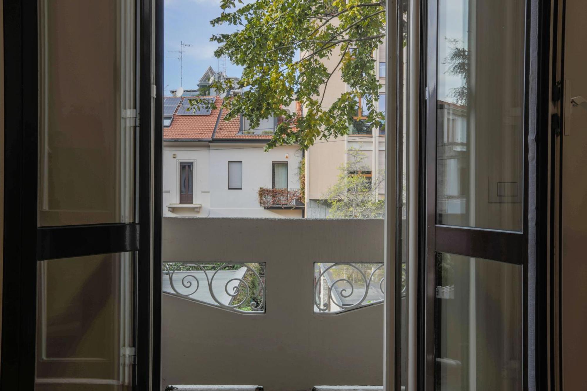 Fiera Milano-City Life Free Parking Villa Anglia' S Bridge Exterior photo